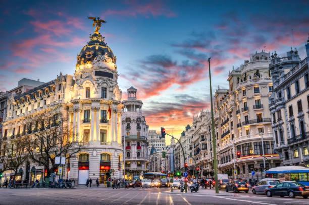 Apartamento Centrico Y Tranquilo Madrid Exterior foto